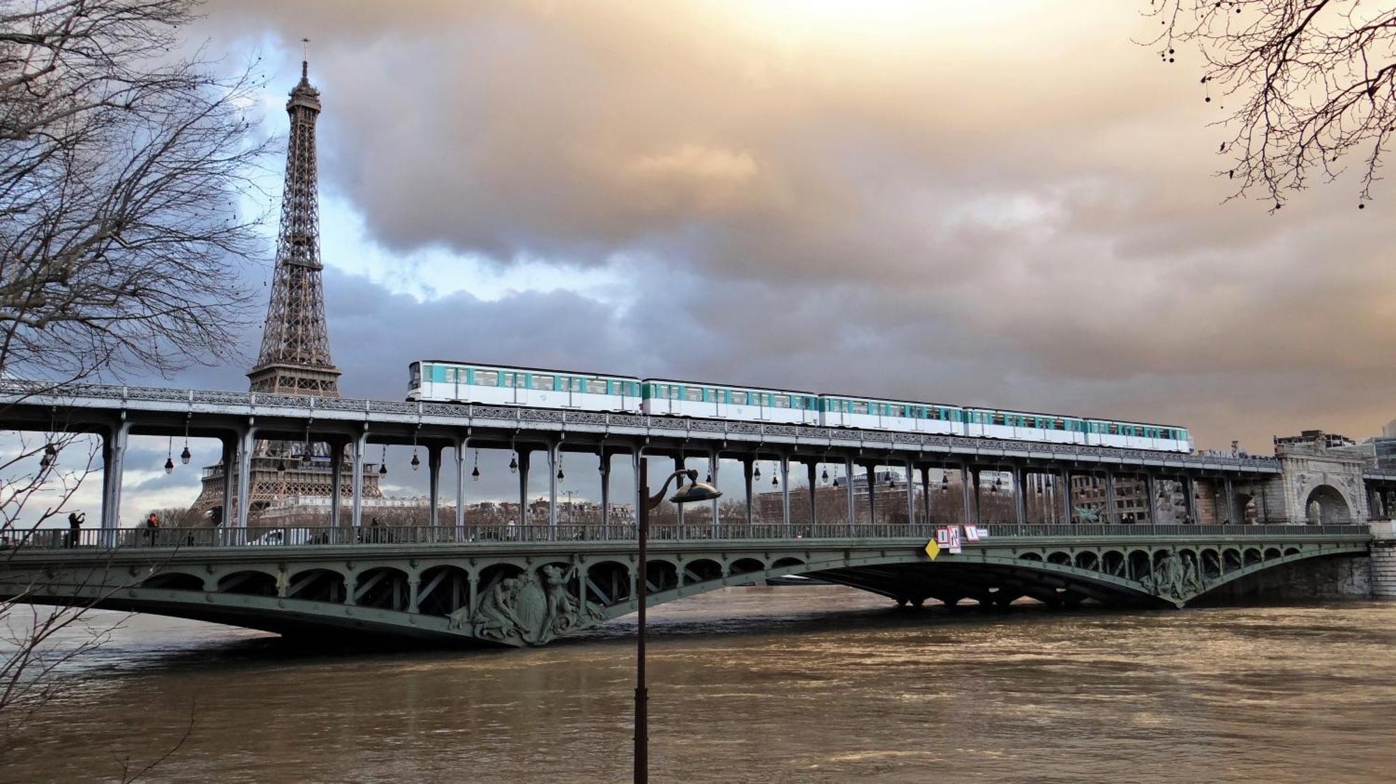Eiffel Citea Access Dayroom Espace Paris Sans Nuitee Et Chambre Partagee Chatillon Nuitee -- Repos Journee Ou Espace Travail 8-19H Proche Tour Eiffel Ou Usage Bureau A L'Heure En Journee -- Nuitee Chatillon Avenue Paris Dış mekan fotoğraf